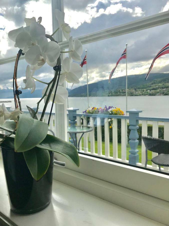 Eidsvag Fjordhotell Zewnętrze zdjęcie